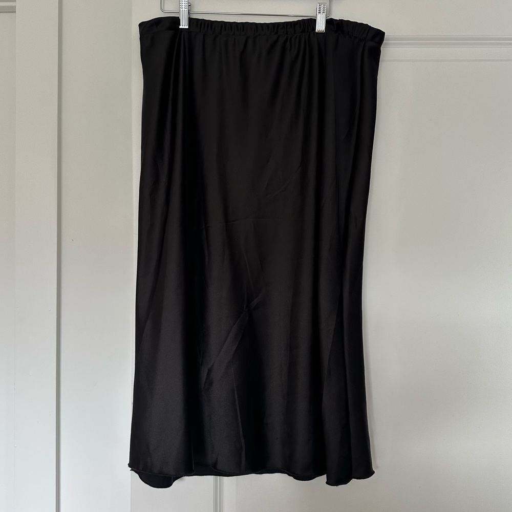 Arula (Size 'B'/2X) Black High Waist Satin Look Midi Skirt- Minimalist, Party